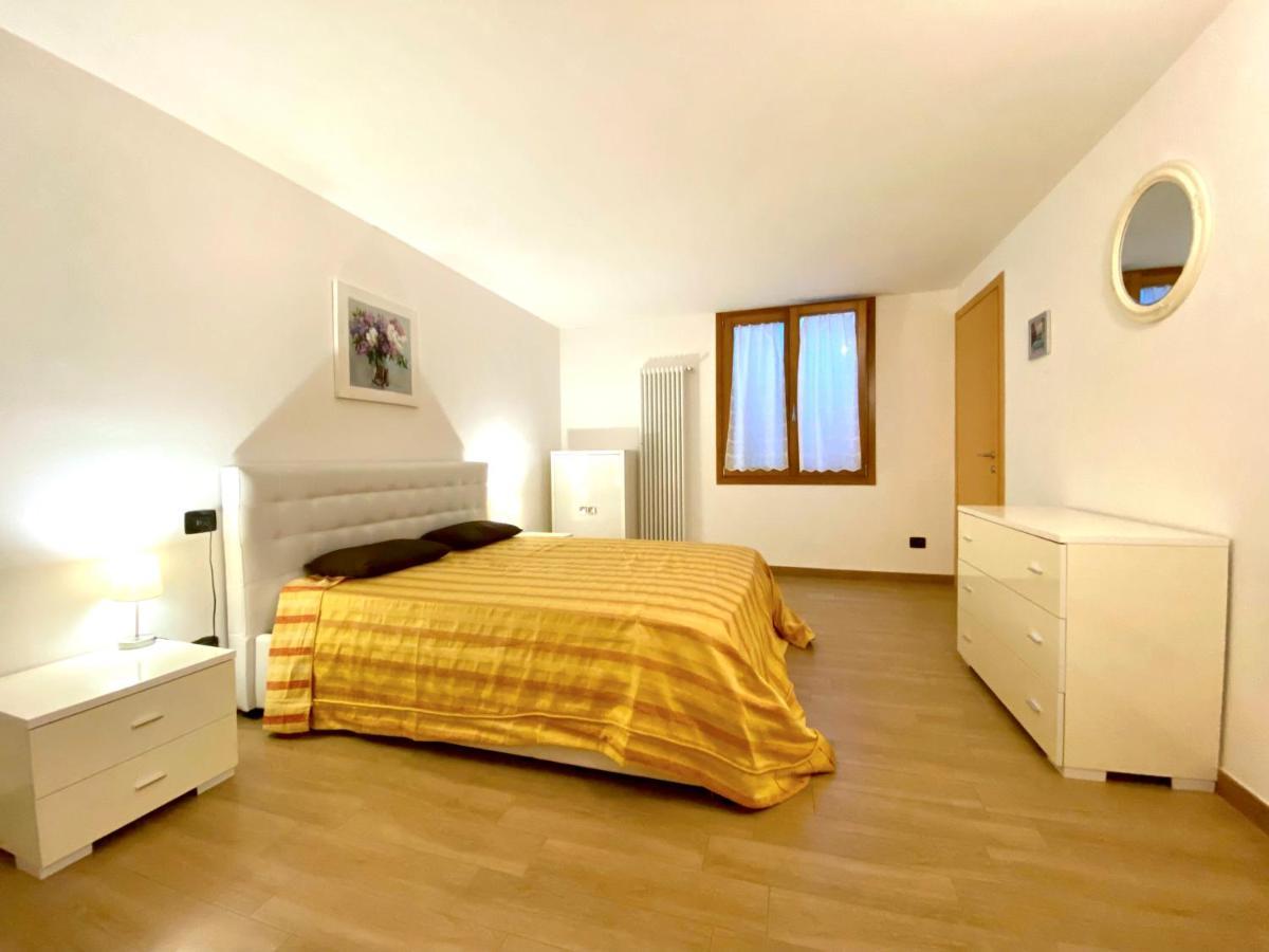 Family Fun Apartment Mezzegra Exteriér fotografie